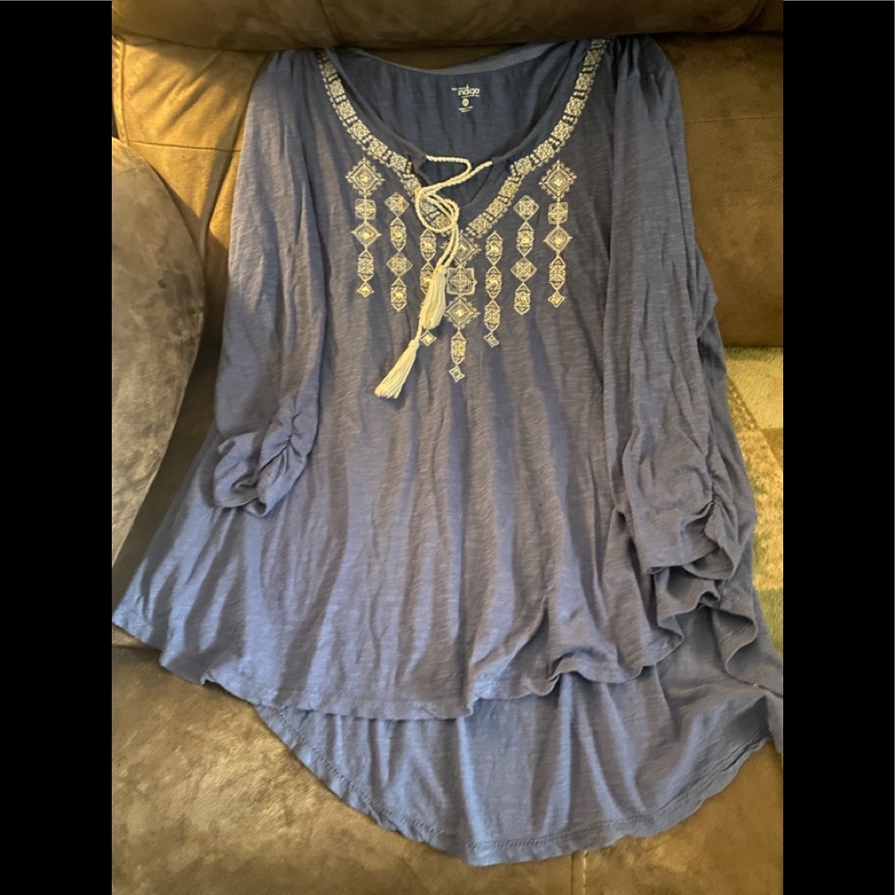 Blue light weight top